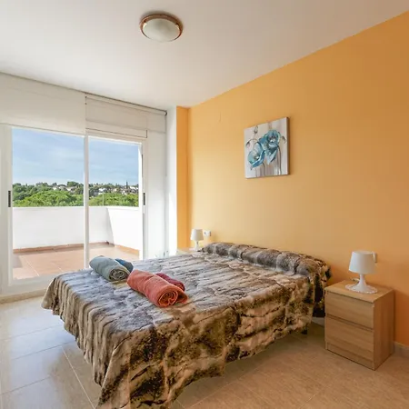 Fantastica Casa Con Piscina En Dom wakacyjny Vilanova i la Geltrú